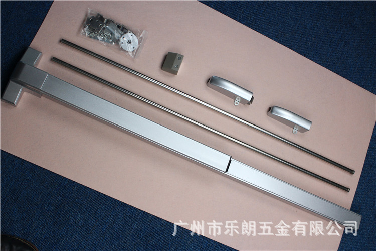 快猫在线免费观看快猫成人网站RDA-32C 平推式天地插销型逃生推杠锁