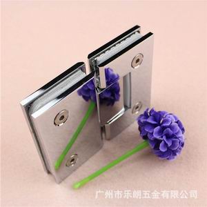 快猫在线免费观看快猫成人网站浴室夹