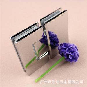 快猫在线免费观看快猫成人网站浴室夹